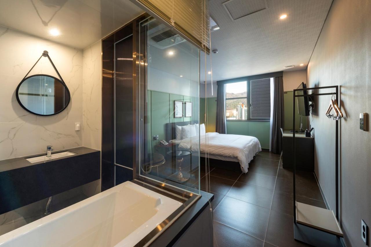 Browndot Hotel Guseo Busan Bagian luar foto